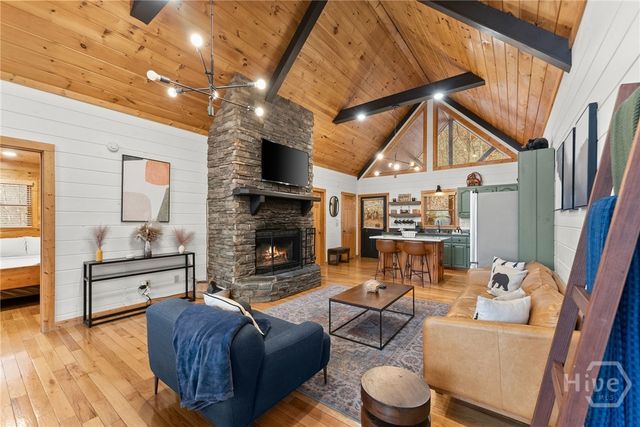 437 Spruce Circle, Mineral Bluff, GA 30559