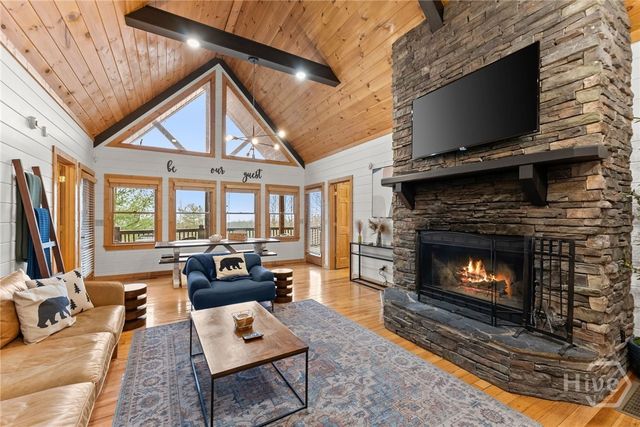 437 Spruce Circle, Mineral Bluff, GA 30559