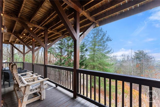 437 Spruce Circle, Mineral Bluff, GA 30559