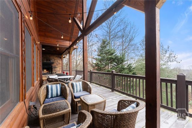 437 Spruce Circle, Mineral Bluff, GA 30559