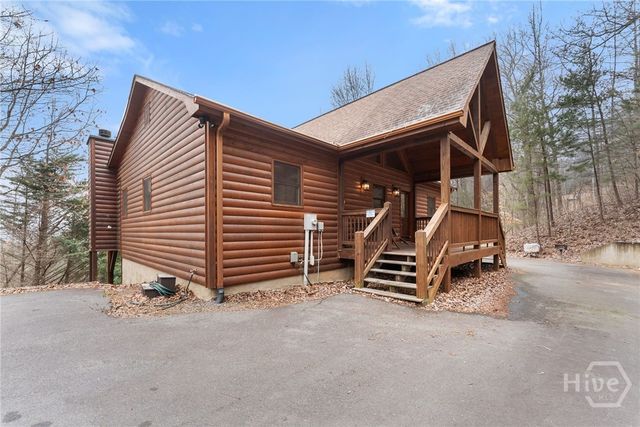 437 Spruce Circle, Mineral Bluff, GA 30559