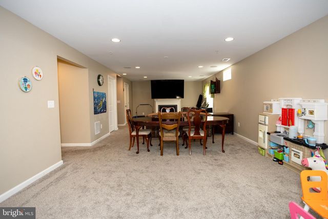 2425 MORGANS POINT, Dumfries, VA 22026
