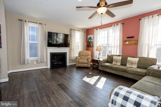 2425 MORGANS POINT, Dumfries, VA 22026