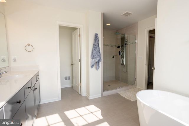 2425 MORGANS POINT, Dumfries, VA 22026