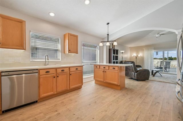 11461 MISTY ISLE LANE, Riverview, FL 33579