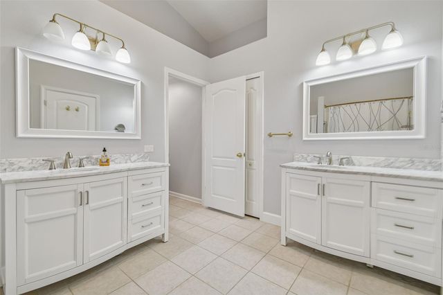 11461 MISTY ISLE LANE, Riverview, FL 33579