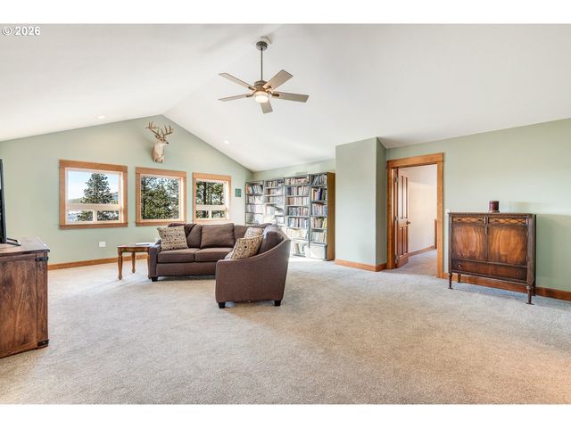 61615 HIGH VALLEY Rd, Union, OR 97883