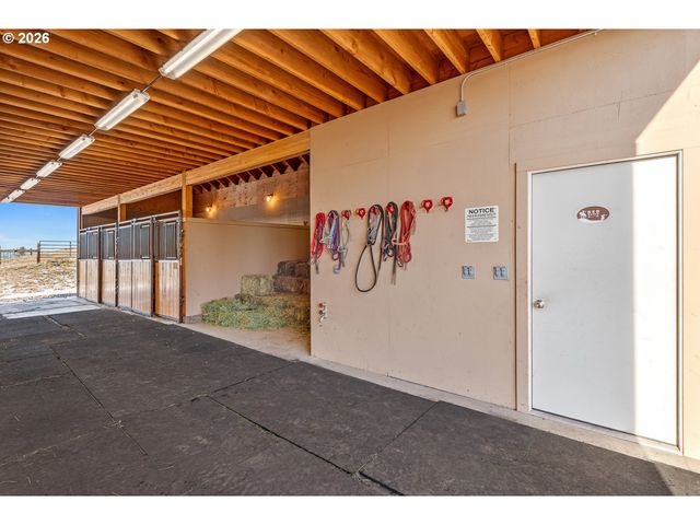 61615 HIGH VALLEY Rd, Union, OR 97883