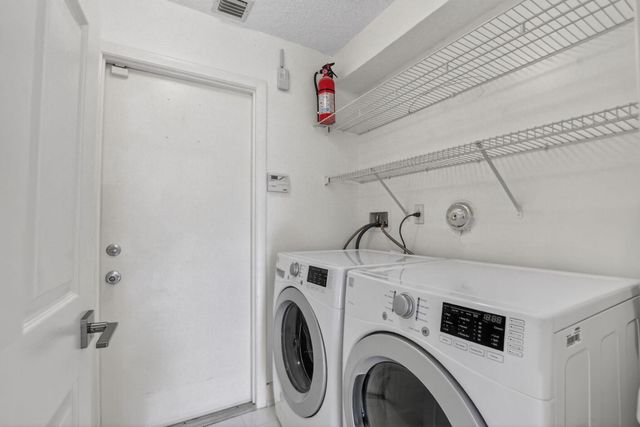 6773 Boca Pines Trail, Boca Raton, FL 33433