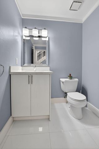 6773 Boca Pines Trail, Boca Raton, FL 33433