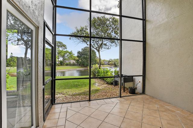 6773 Boca Pines Trail, Boca Raton, FL 33433