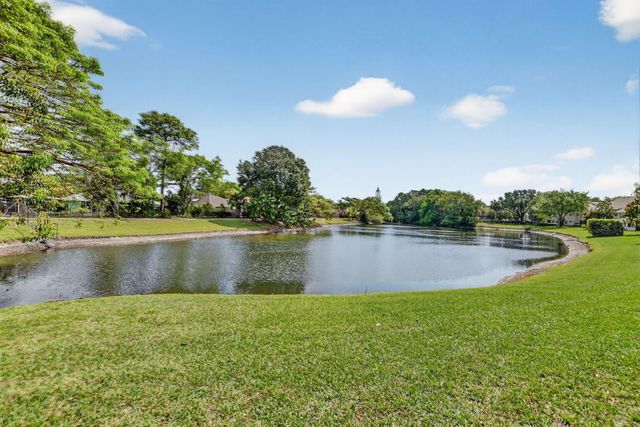 6773 Boca Pines Trail, Boca Raton, FL 33433