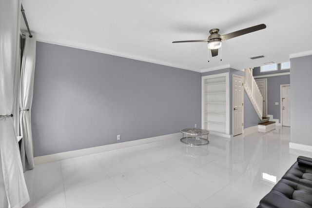 6773 Boca Pines Trail, Boca Raton, FL 33433