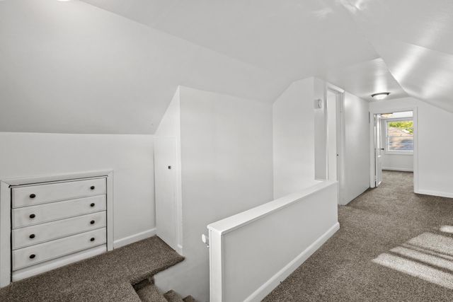 224 SE 11th Ave, Minot, ND 58701