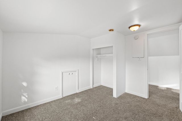 224 SE 11th Ave, Minot, ND 58701