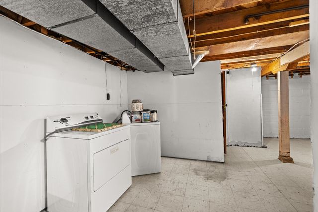 224 SE 11th Ave, Minot, ND 58701