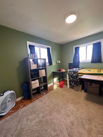 251 N 1100 E Road, Greentown, IN 46936