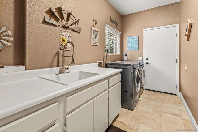 2061 Vintage, Escondido, CA 92027