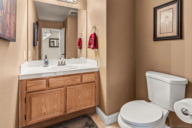 2061 Vintage, Escondido, CA 92027