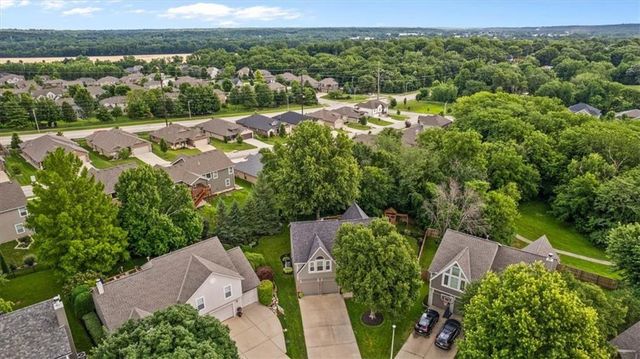 21408 W 47th Court, Shawnee, KS 66218