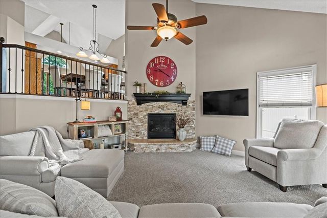21408 W 47th Court, Shawnee, KS 66218