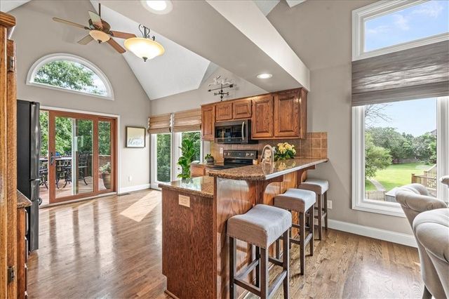 21408 W 47th Court, Shawnee, KS 66218