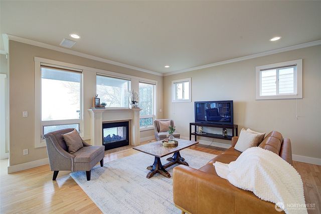 10705 176th Avenue E, Bonney Lake, WA 98391