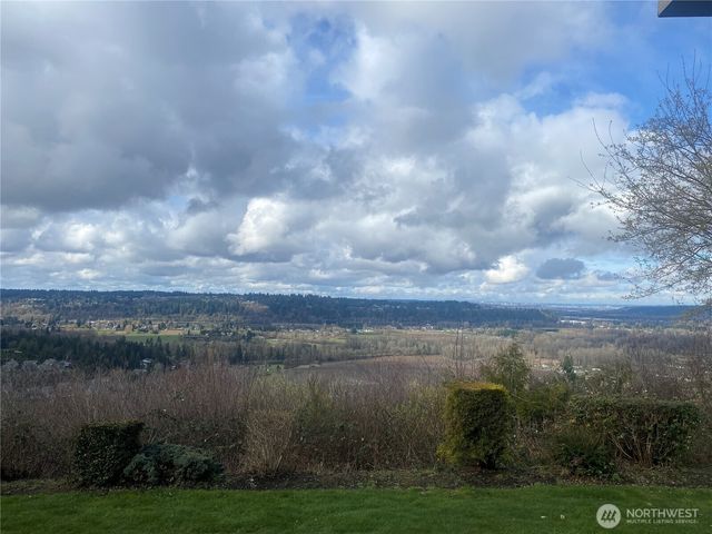 10705 176th Avenue E, Bonney Lake, WA 98391
