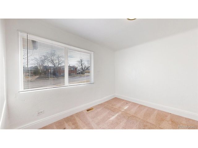 345 S Utica St, Denver, CO 80219