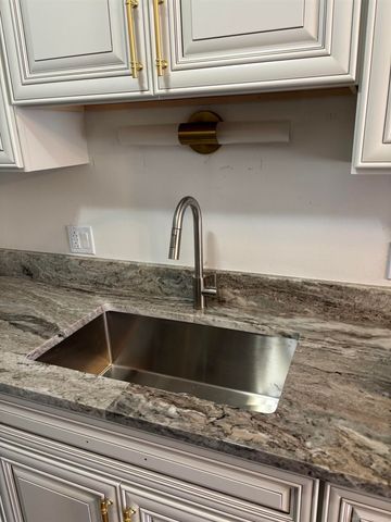 4446 15 mile Road, Sterling Heights, MI 48310