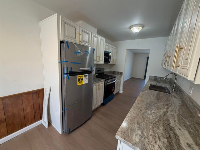 4446 15 mile Road, Sterling Heights, MI 48310