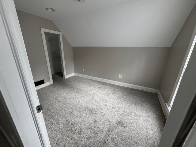 927 Prospect Avenue NE, Grand Rapids, MI 49503