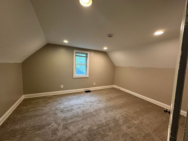 927 Prospect Avenue NE, Grand Rapids, MI 49503