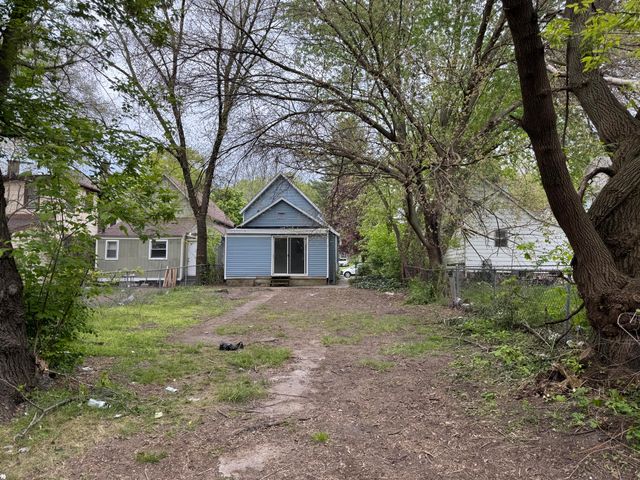 927 Prospect Avenue NE, Grand Rapids, MI 49503