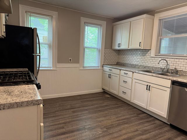 927 Prospect Avenue NE, Grand Rapids, MI 49503
