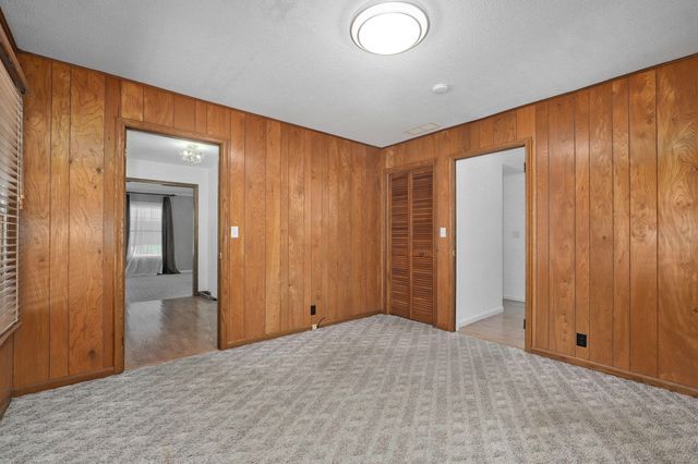 612 E Glendale Street, Aurora, MO 65605