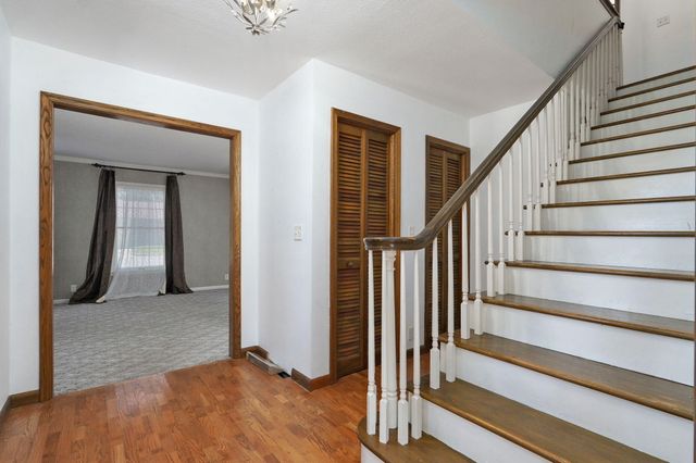 612 E Glendale Street, Aurora, MO 65605