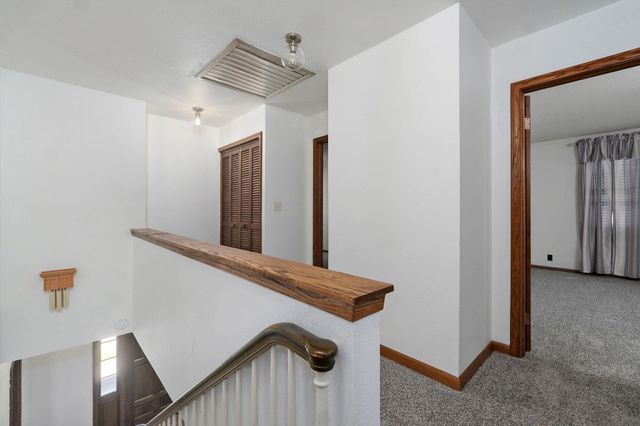 612 E Glendale Street, Aurora, MO 65605