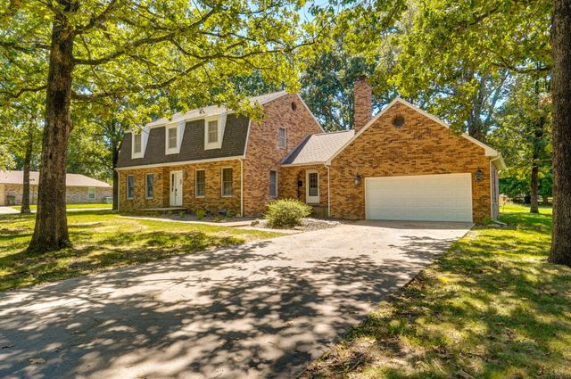 612 E Glendale Street, Aurora, MO 65605