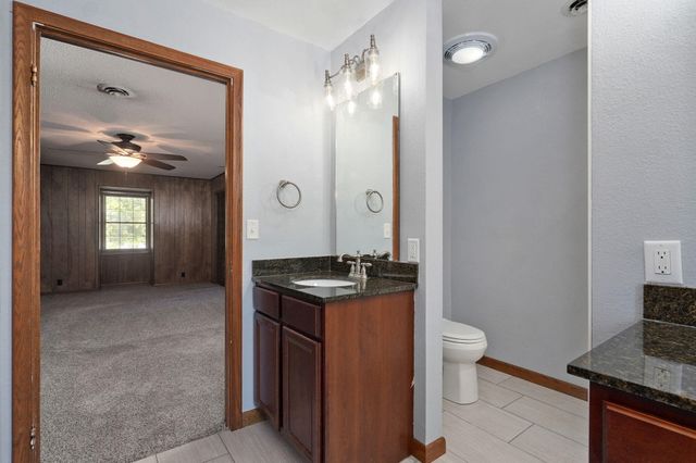 612 E Glendale Street, Aurora, MO 65605