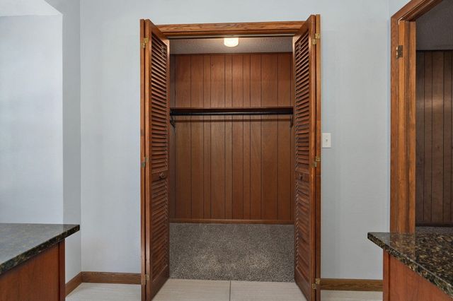 612 E Glendale Street, Aurora, MO 65605