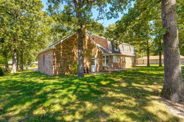 612 E Glendale Street, Aurora, MO 65605