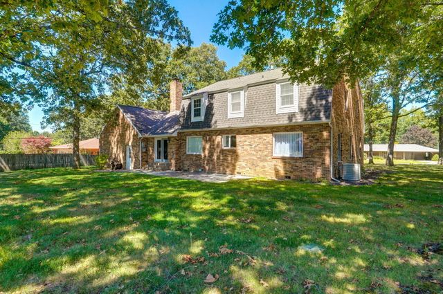 612 E Glendale Street, Aurora, MO 65605