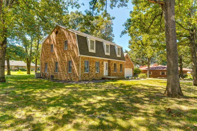 612 E Glendale Street, Aurora, MO 65605