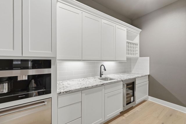 8104 High Meadow Ridge Court, Montgomery, TX 77316