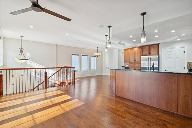 934 W Huron Street, Ann Arbor, MI 48103