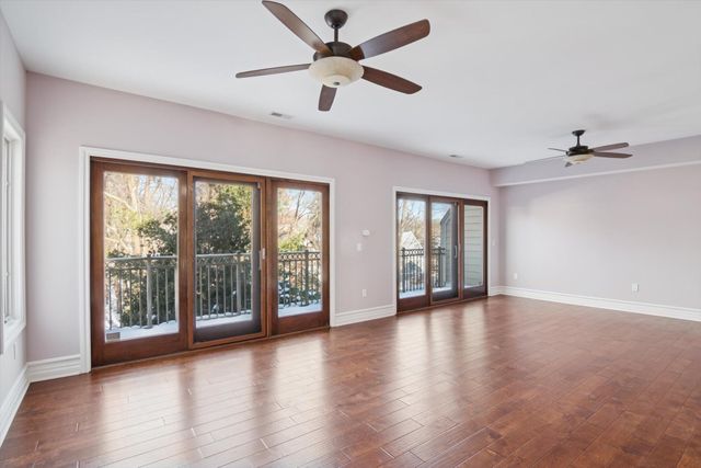 934 W Huron Street, Ann Arbor, MI 48103