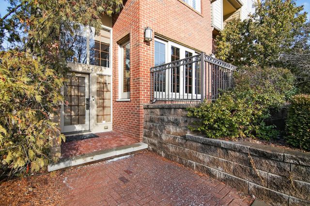 934 W Huron Street, Ann Arbor, MI 48103