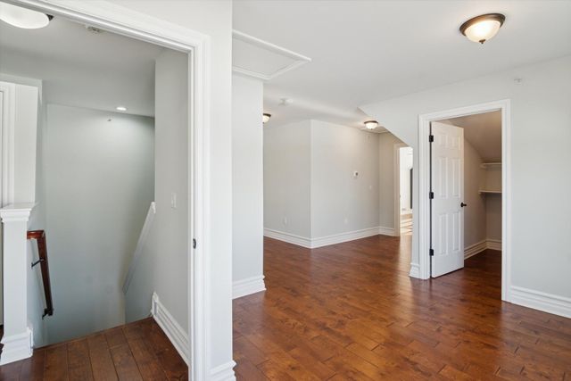 934 W Huron Street, Ann Arbor, MI 48103