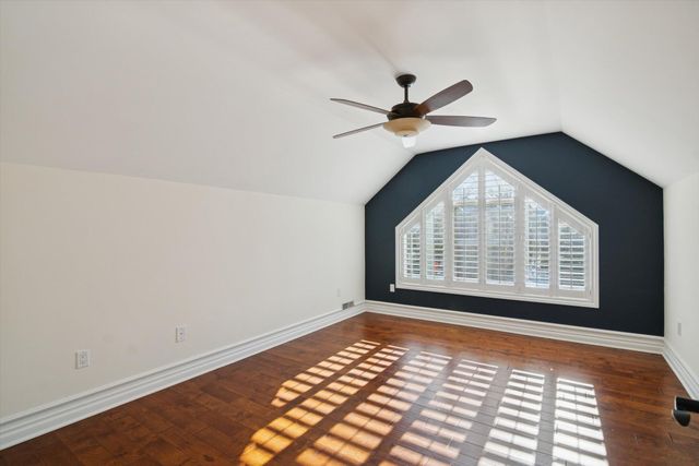 934 W Huron Street, Ann Arbor, MI 48103